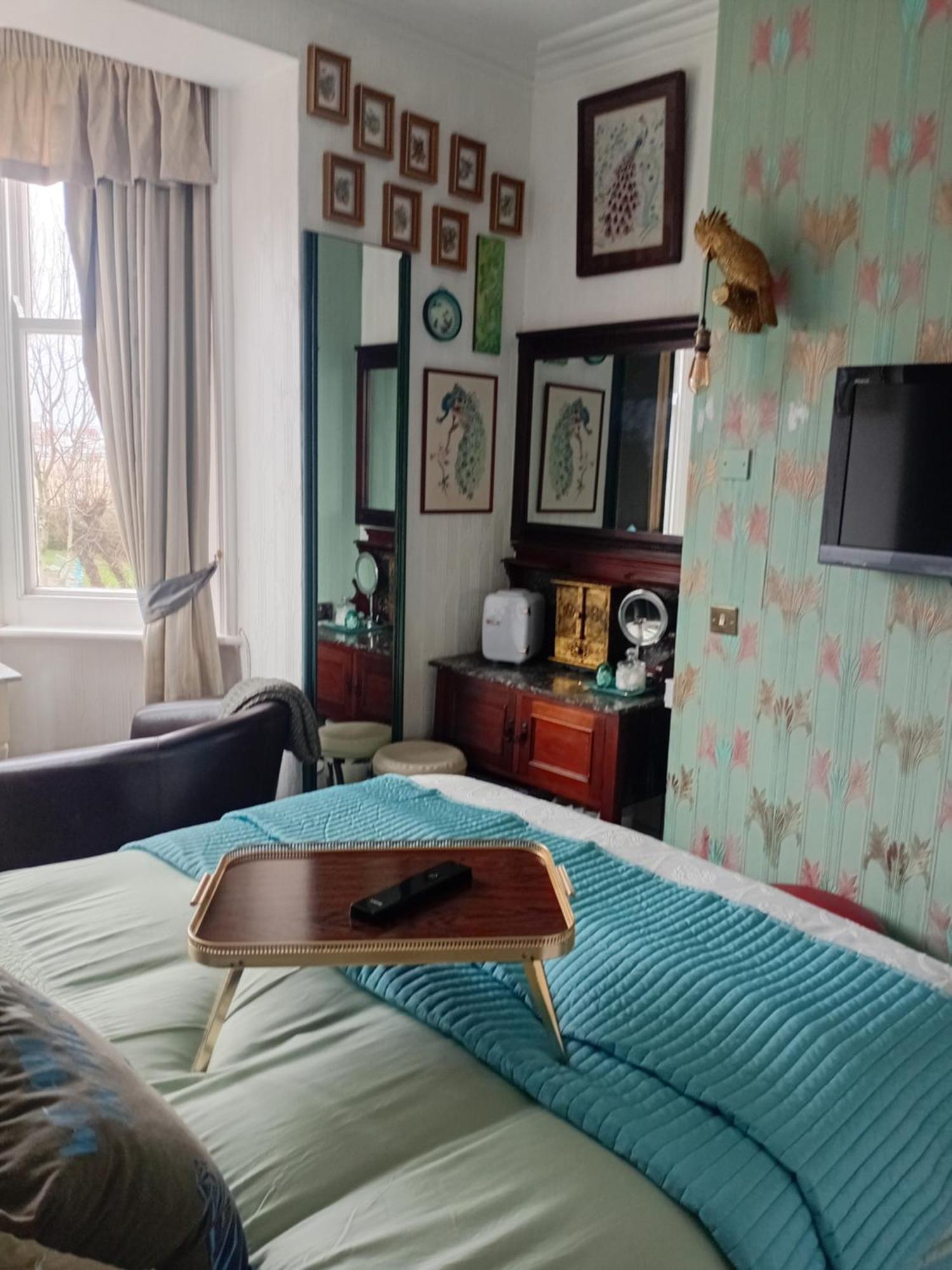 The Ocean Guest House Weymouth Exteriör bild