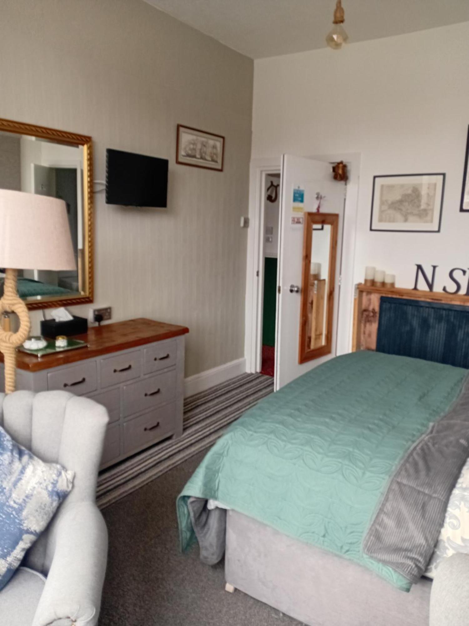 The Ocean Guest House Weymouth Exteriör bild